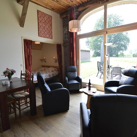 Quaint Farmhouse In Geesteren With Meadow View Экстерьер фото